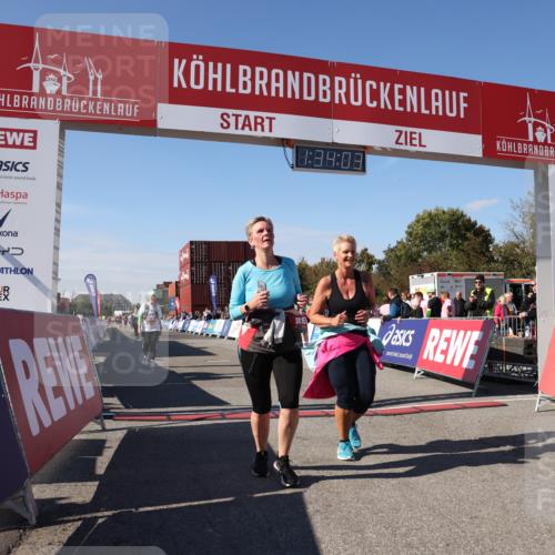 03.10.2025 - Köhlbrandbrückenlauf Lena Gebhardt http://msf.ph/oto/9069115 03.10.2025 13:34:03 Ziel 4438, 4919, 4970, 5036, 5300, 6095, 6246, 6420, 6421 meine-sportfotos.de