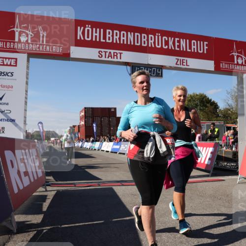 03.10.2025 - Köhlbrandbrückenlauf Lena Gebhardt http://msf.ph/oto/9069133 03.10.2025 13:34:04 Ziel 4438, 4919, 4970, 5036, 5300, 6095, 6246, 6420, 6421 meine-sportfotos.de
