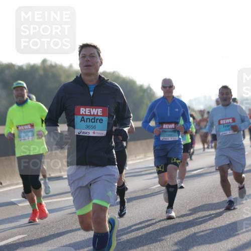 03.10.2025 - Köhlbrandbrückenlauf Jannik Wohlers http://msf.ph/oto/9069156 03.10.2025 09:16:51 Position 3 3656, 1302, 1776 meine-sportfotos.de