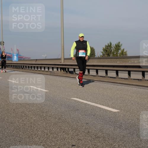 03.10.2025 - Köhlbrandbrückenlauf Fabian Wolf http://msf.ph/oto/9069166 03.10.2025 10:11:38 Position 3 3 meine-sportfotos.de