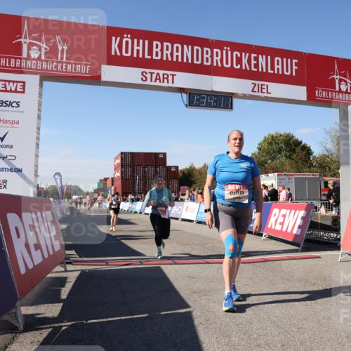 03.10.2025 - Köhlbrandbrückenlauf Lena Gebhardt http://msf.ph/oto/9069183 03.10.2025 13:34:11 Ziel 4438, 5593, 6095, 6420, 6421, 6574 meine-sportfotos.de