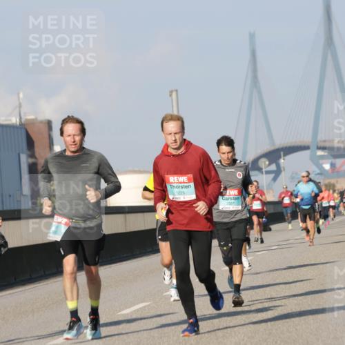 03.10.2025 - Köhlbrandbrückenlauf Jannik Wohlers http://msf.ph/oto/9069187 03.10.2025 09:48:17 Position 3 1225, 2587 meine-sportfotos.de