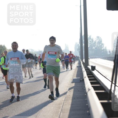03.10.2025 - Köhlbrandbrückenlauf Jannik Wohlers http://msf.ph/oto/9069188 03.10.2025 09:16:53 Position 3 1302, 3542, 1776 meine-sportfotos.de