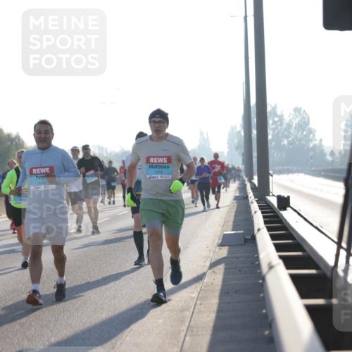 03.10.2025 - Köhlbrandbrückenlauf Jannik Wohlers http://msf.ph/oto/9069193 03.10.2025 09:16:53 Position 3 1302, 3542, 1776 meine-sportfotos.de
