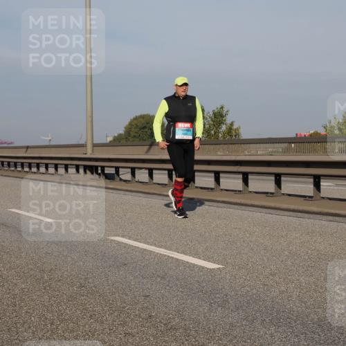 03.10.2025 - Köhlbrandbrückenlauf Fabian Wolf http://msf.ph/oto/9069198 03.10.2025 10:11:39 Position 3 3 meine-sportfotos.de