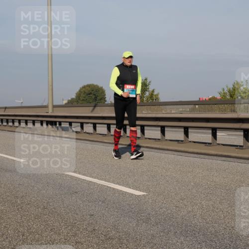 03.10.2025 - Köhlbrandbrückenlauf Fabian Wolf http://msf.ph/oto/9069208 03.10.2025 10:11:39 Position 3 3 meine-sportfotos.de