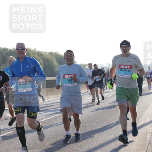 03.10.2025 - Köhlbrandbrückenlauf Jannik Wohlers http://msf.ph/oto/9069214 03.10.2025 09:16:53 Position 3 3011, 1302, 3542, 1776 meine-sportfotos.de