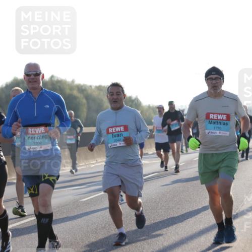 03.10.2025 - Köhlbrandbrückenlauf Jannik Wohlers http://msf.ph/oto/9069228 03.10.2025 09:16:53 Position 3 3011, 1302, 3542, 1776 meine-sportfotos.de