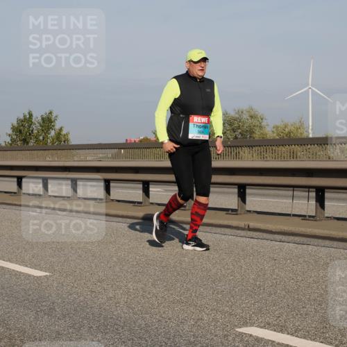 03.10.2025 - Köhlbrandbrückenlauf Fabian Wolf http://msf.ph/oto/9069244 03.10.2025 10:11:41 Position 3 3634 meine-sportfotos.de