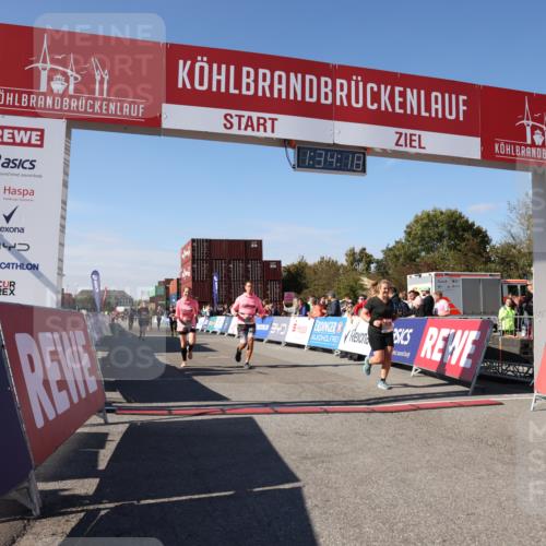 03.10.2025 - Köhlbrandbrückenlauf Lena Gebhardt http://msf.ph/oto/9069265 03.10.2025 13:34:18 Ziel 4674, 5207, 5221, 5437, 5593, 5693, 5695, 6095, 6574 meine-sportfotos.de
