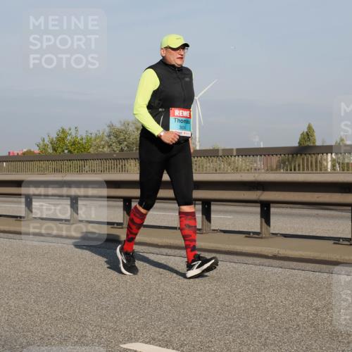 03.10.2025 - Köhlbrandbrückenlauf Fabian Wolf http://msf.ph/oto/9069266 03.10.2025 10:11:41 Position 3 3634 meine-sportfotos.de
