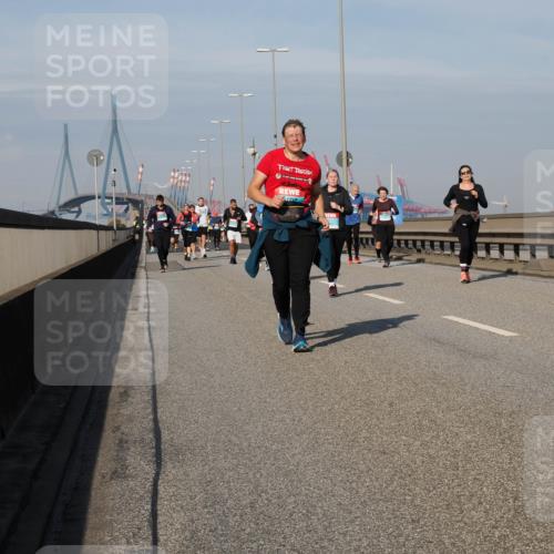 03.10.2025 - Köhlbrandbrückenlauf Fabian Wolf http://msf.ph/oto/9069293 03.10.2025 10:11:43 Position 3  meine-sportfotos.de
