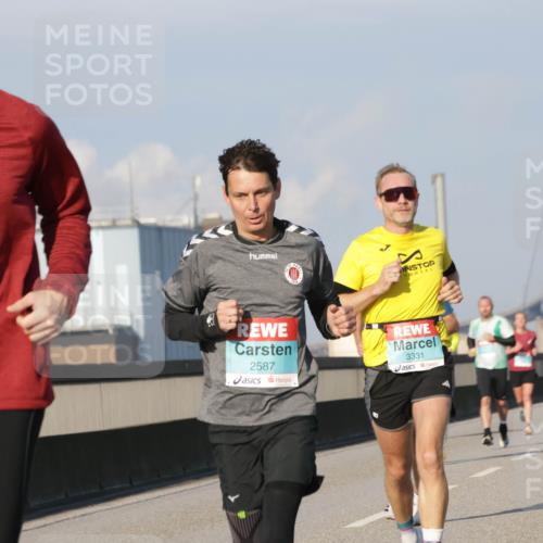 03.10.2025 - Köhlbrandbrückenlauf Jannik Wohlers http://msf.ph/oto/9069315 03.10.2025 09:48:21 Position 3 225, 2587, 3331 meine-sportfotos.de