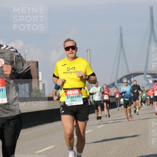 03.10.2025 - Köhlbrandbrückenlauf Jannik Wohlers http://msf.ph/oto/9069339 03.10.2025 09:48:22 Position 3 2587, 3331 meine-sportfotos.de
