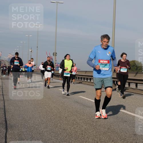 03.10.2025 - Köhlbrandbrückenlauf Fabian Wolf http://msf.ph/oto/9069390 03.10.2025 10:11:51 Position 3 2646 meine-sportfotos.de