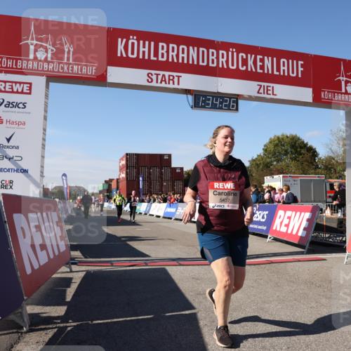 03.10.2025 - Köhlbrandbrückenlauf Lena Gebhardt http://msf.ph/oto/9069409 03.10.2025 13:34:27 Ziel 4674, 4702, 4754, 5207, 5221, 5437, 5693, 5695 meine-sportfotos.de