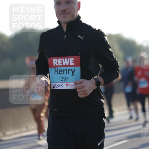 03.10.2025 - Köhlbrandbrückenlauf Jannik Wohlers http://msf.ph/oto/9069411 03.10.2025 09:17:01 Position 3 1397 meine-sportfotos.de