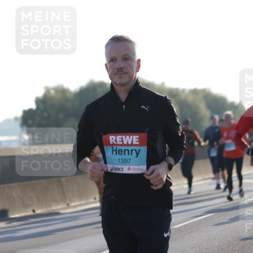 03.10.2025 - Köhlbrandbrückenlauf Jannik Wohlers http://msf.ph/oto/9069418 03.10.2025 09:17:01 Position 3 1397 meine-sportfotos.de