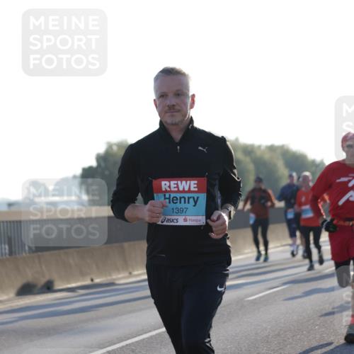 03.10.2025 - Köhlbrandbrückenlauf Jannik Wohlers http://msf.ph/oto/9069425 03.10.2025 09:17:02 Position 3 1397 meine-sportfotos.de