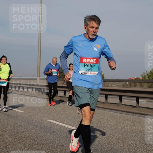 03.10.2025 - Köhlbrandbrückenlauf Fabian Wolf http://msf.ph/oto/9069443 03.10.2025 10:11:52 Position 3 2184, 2646 meine-sportfotos.de