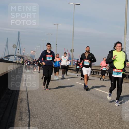 03.10.2025 - Köhlbrandbrückenlauf Fabian Wolf http://msf.ph/oto/9069473 03.10.2025 10:11:54 Position 3 1763, 1991 meine-sportfotos.de