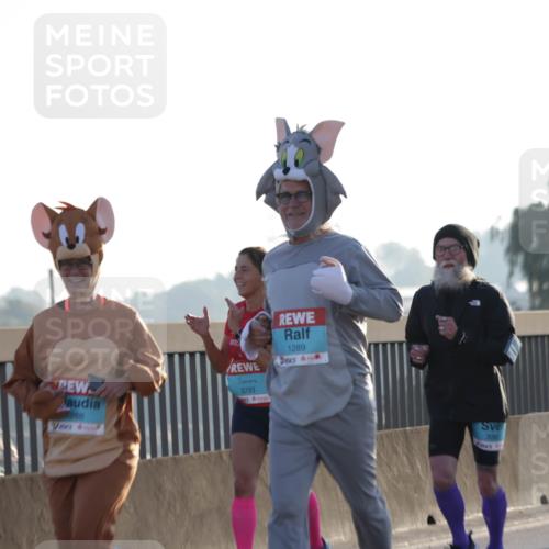 03.10.2025 - Köhlbrandbrückenlauf Jannik Wohlers http://msf.ph/oto/9069487 03.10.2025 09:17:04 Position 3 288, 3793, 1289, 3068 meine-sportfotos.de