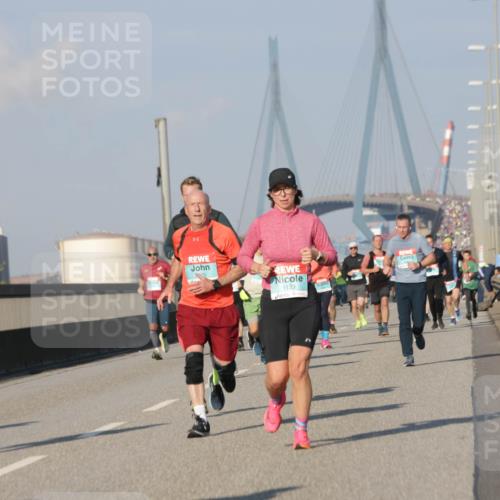 03.10.2025 - Köhlbrandbrückenlauf Jannik Wohlers http://msf.ph/oto/9069512 03.10.2025 09:48:33 Position 3 1123 meine-sportfotos.de