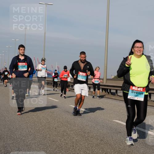 03.10.2025 - Köhlbrandbrückenlauf Fabian Wolf http://msf.ph/oto/9069520 03.10.2025 10:11:55 Position 3 3780, 1763, 1991 meine-sportfotos.de