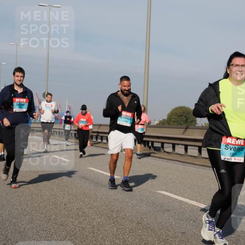 03.10.2025 - Köhlbrandbrückenlauf Fabian Wolf http://msf.ph/oto/9069534 03.10.2025 10:11:55 Position 3 1763, 1991 meine-sportfotos.de