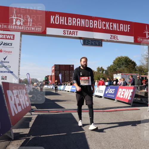 03.10.2025 - Köhlbrandbrückenlauf Lena Gebhardt http://msf.ph/oto/9069599 03.10.2025 13:34:47 Ziel 4112, 4498, 4767, 4997, 5227, 5407, 5465, 6196, 6289, 6290, 6357, 6486 meine-sportfotos.de