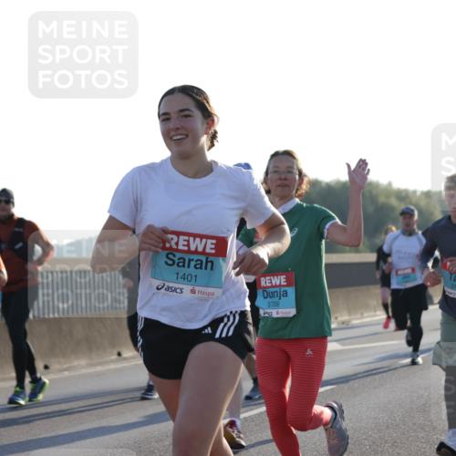 03.10.2025 - Köhlbrandbrückenlauf Jannik Wohlers http://msf.ph/oto/9069600 03.10.2025 09:17:07 Position 3 2747, 1401, 3709, 3707 meine-sportfotos.de