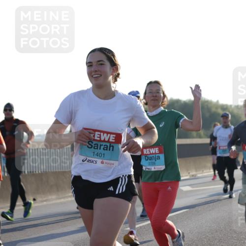 03.10.2025 - Köhlbrandbrückenlauf Jannik Wohlers http://msf.ph/oto/9069603 03.10.2025 09:17:07 Position 3 2047, 1401, 3709, 3707 meine-sportfotos.de