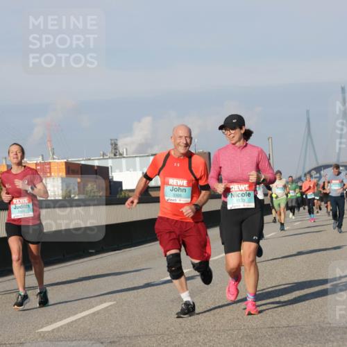 03.10.2025 - Köhlbrandbrückenlauf Jannik Wohlers http://msf.ph/oto/9069633 03.10.2025 09:48:36 Position 3 3305, 1123 meine-sportfotos.de