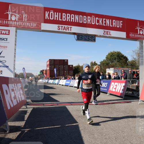 03.10.2025 - Köhlbrandbrückenlauf Lena Gebhardt http://msf.ph/oto/9069654 03.10.2025 13:34:52 Ziel 4112, 4498, 4767, 5227, 5465, 6196, 6357, 6434 meine-sportfotos.de