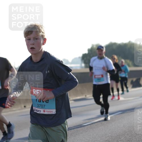 03.10.2025 - Köhlbrandbrückenlauf Jannik Wohlers http://msf.ph/oto/9069668 03.10.2025 09:17:08 Position 3 3707 meine-sportfotos.de