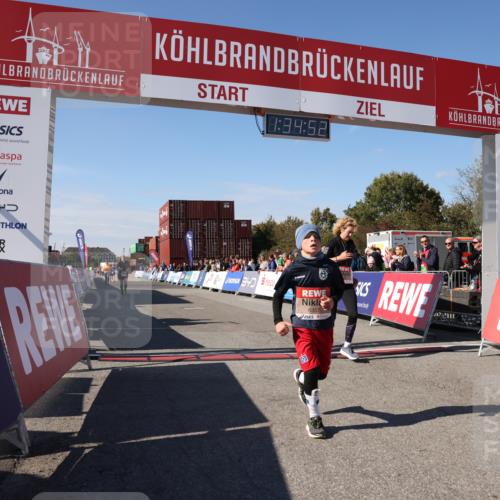 03.10.2025 - Köhlbrandbrückenlauf Lena Gebhardt http://msf.ph/oto/9069671 03.10.2025 13:34:52 Ziel 4112, 4498, 4767, 5227, 5465, 6196, 6357, 6434 meine-sportfotos.de