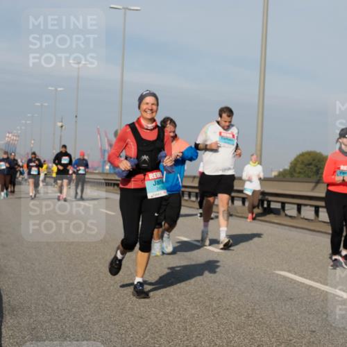 03.10.2025 - Köhlbrandbrückenlauf Fabian Wolf http://msf.ph/oto/9069672 03.10.2025 10:11:59 Position 3 2433 meine-sportfotos.de