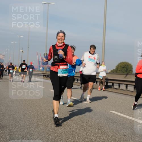 03.10.2025 - Köhlbrandbrückenlauf Fabian Wolf http://msf.ph/oto/9069678 03.10.2025 10:12:00 Position 3 2433 meine-sportfotos.de