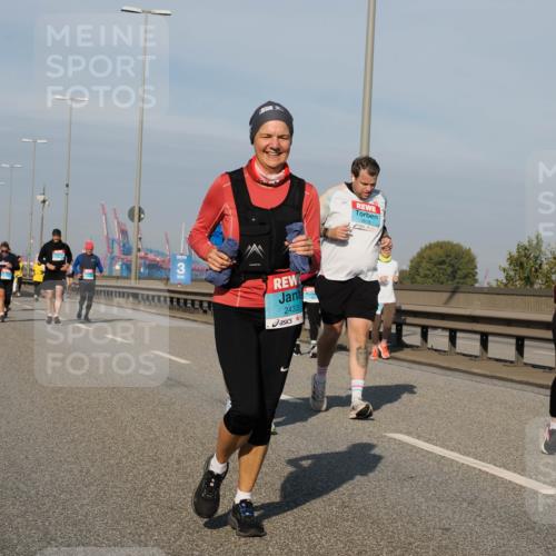 03.10.2025 - Köhlbrandbrückenlauf Fabian Wolf http://msf.ph/oto/9069699 03.10.2025 10:12:00 Position 3 2433, 2619 meine-sportfotos.de