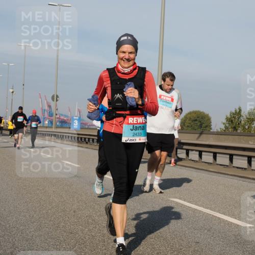 03.10.2025 - Köhlbrandbrückenlauf Fabian Wolf http://msf.ph/oto/9069706 03.10.2025 10:12:00 Position 3 2433, 2619, 0571 meine-sportfotos.de