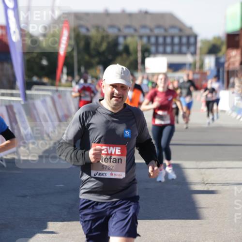 03.10.2025 - Köhlbrandbrückenlauf Jannik Wohlers http://msf.ph/oto/9069740 03.10.2025 13:14:03 Ziel 4188, 4306, 4313, 4612, 4785, 4868, 5078, 5700, 5727, 6125, 6227, 6318, 6766 meine-sportfotos.de