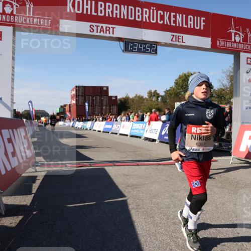 03.10.2025 - Köhlbrandbrückenlauf Lena Gebhardt http://msf.ph/oto/9069746 03.10.2025 13:34:53 Ziel 4112, 4498, 4767, 5227, 6196, 6357, 6434 meine-sportfotos.de