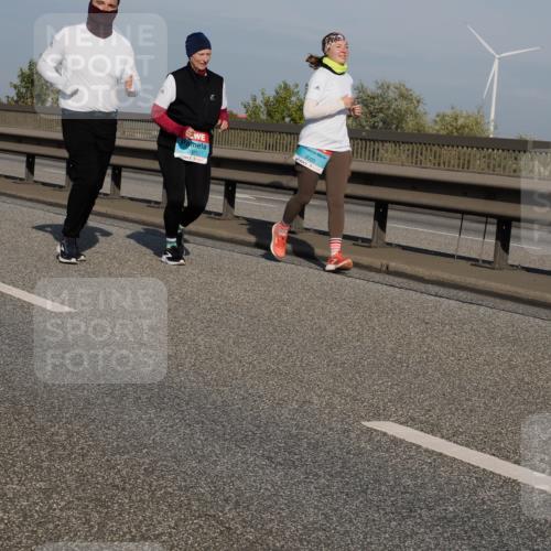 03.10.2025 - Köhlbrandbrückenlauf Fabian Wolf http://msf.ph/oto/9069749 03.10.2025 10:12:05 Position 3 3001, 3000 meine-sportfotos.de