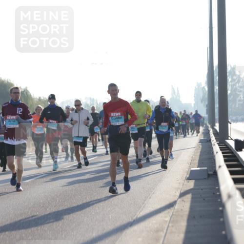 03.10.2025 - Köhlbrandbrückenlauf Jannik Wohlers http://msf.ph/oto/9069755 03.10.2025 09:17:13 Position 3 2743, 12, 1038 meine-sportfotos.de