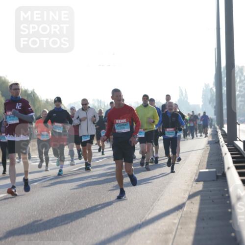 03.10.2025 - Köhlbrandbrückenlauf Jannik Wohlers http://msf.ph/oto/9069767 03.10.2025 09:17:13 Position 3 12 meine-sportfotos.de