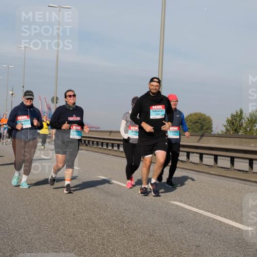 03.10.2025 - Köhlbrandbrückenlauf Fabian Wolf http://msf.ph/oto/9069793 03.10.2025 10:12:10 Position 3 1497, 2466, 1606 meine-sportfotos.de