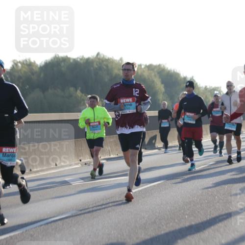 03.10.2025 - Köhlbrandbrückenlauf Jannik Wohlers http://msf.ph/oto/9069795 03.10.2025 09:17:15 Position 3 1966, 2743, 12, 1038 meine-sportfotos.de