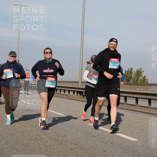 03.10.2025 - Köhlbrandbrückenlauf Fabian Wolf http://msf.ph/oto/9069836 03.10.2025 10:12:11 Position 3 311, 1497, 1606 meine-sportfotos.de