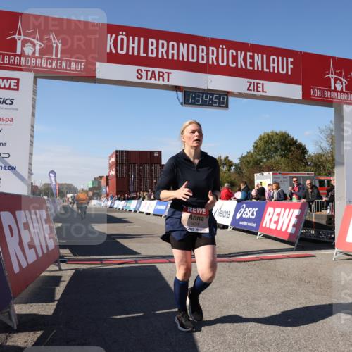 03.10.2025 - Köhlbrandbrückenlauf Lena Gebhardt http://msf.ph/oto/9069841 03.10.2025 13:35:00 Ziel 5227, 5557, 5604, 6357, 6434 meine-sportfotos.de