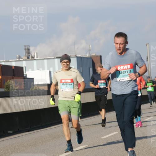 03.10.2025 - Köhlbrandbrückenlauf Jannik Wohlers http://msf.ph/oto/9069860 03.10.2025 09:48:42 Position 3 1776, 3404 meine-sportfotos.de